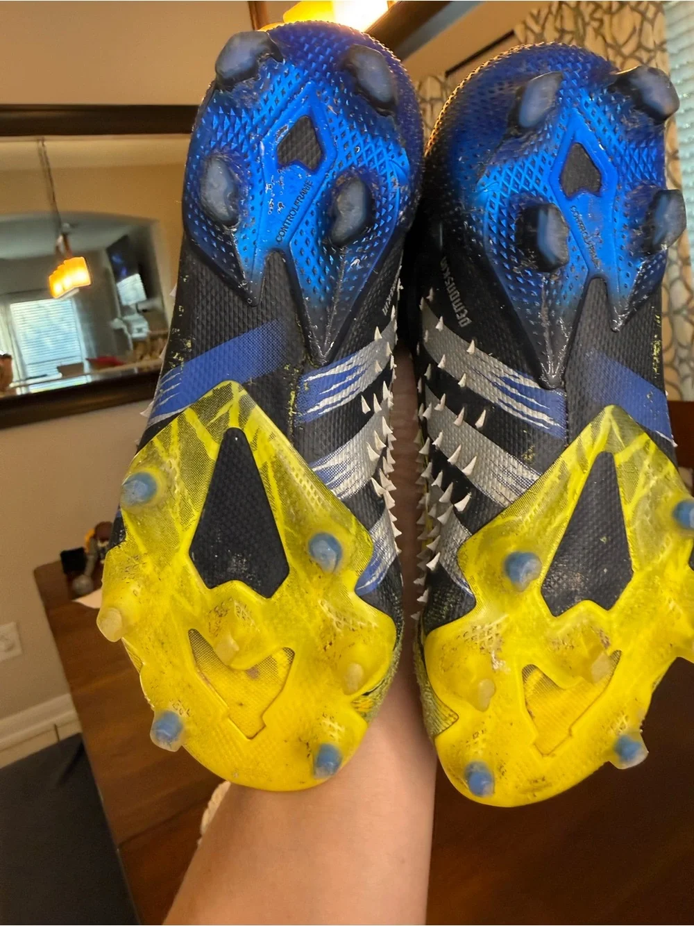 Adidas predator cleats Kids X-Men Soccer Cleats size 4.5